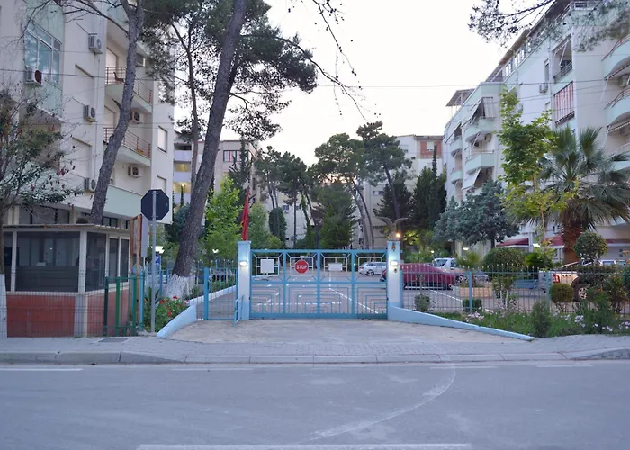 Penthouse Of The Rising Sun غوليم